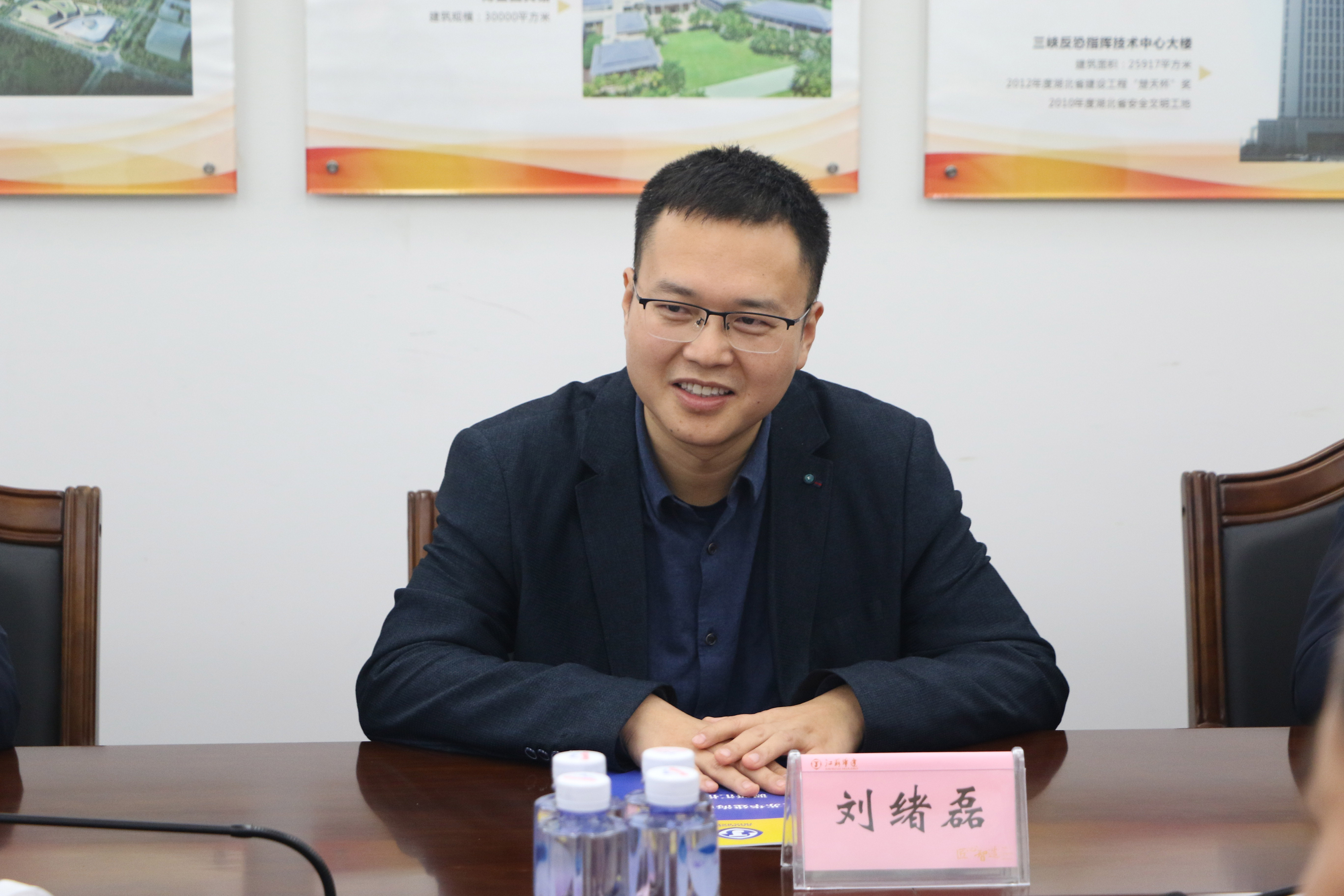 1710153651190293.jpg 1710153651190293.jpg